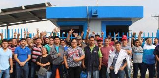 Striking workers in Matamoros.