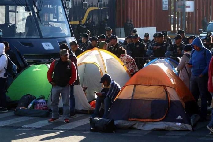 Teachers and their tents are back in Mexico City.