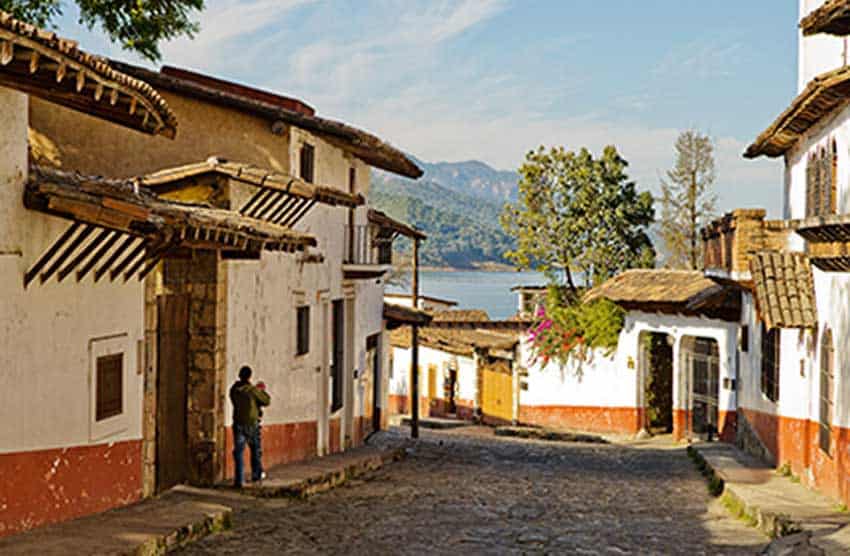 Cobblestone street in the magical town of Valle de Bravo.