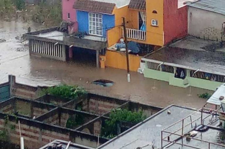 Cold front No. 49 delivers heavy rain, flooding in Veracruz capital