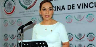 Adriana Dávila accuses Orozco of reaping personal benefits from her foundation.