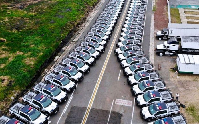 The new fleet of police vehicles is the real scandal, claims Veracruz attorney general.