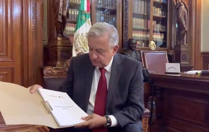 López Obrador and the new development plan.