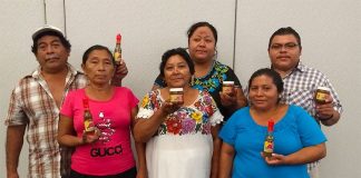 Salsa and jam makers from Tekax at the Mérida Facebook course.