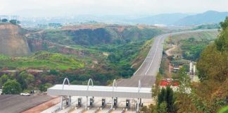 The México state highway at the center of dispute by indigenous communities.