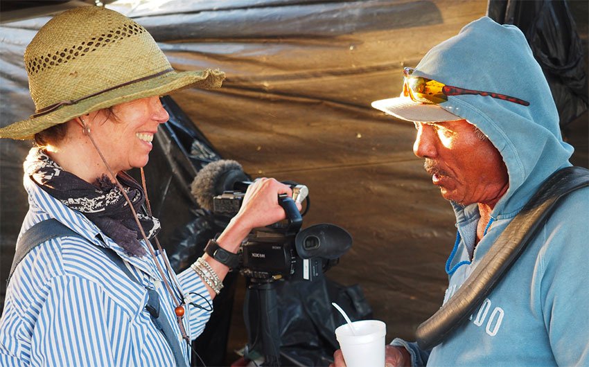 Lisa Jackson and fisherman Rosario Salvatierra.