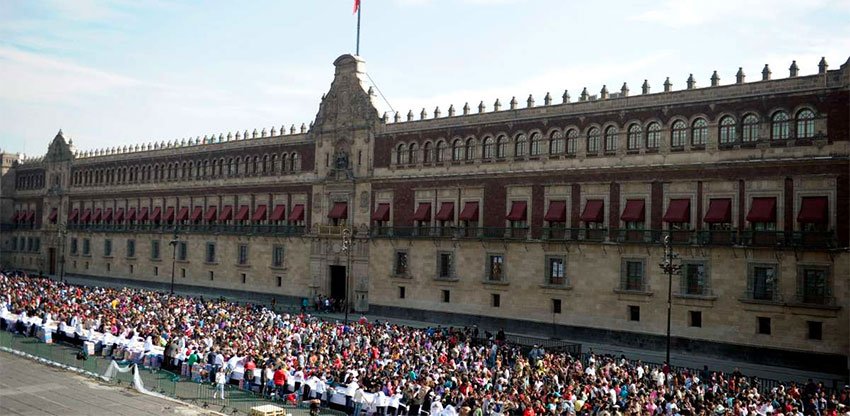 Students protest outside the National Palace today.