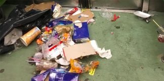 Trash in the Metro.
