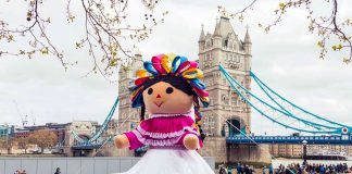 The giant Lele doll returns to Querétaro after touring the world.