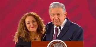 Martínez leveled her accusations of corruption this morning at the presidential press conference.