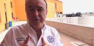 San Miguel's mayor speaks to one of the reporters yesterday.