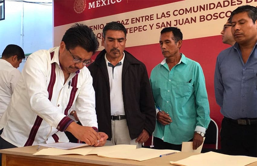 Oaxaca land disputes complicate delivery of government programs