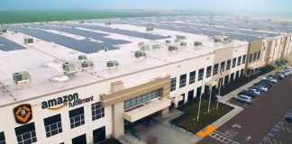 Amazon's new distribution center in México state.