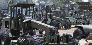 The army is ready to start building the new airport, but another judge's ruling has delayed it further.