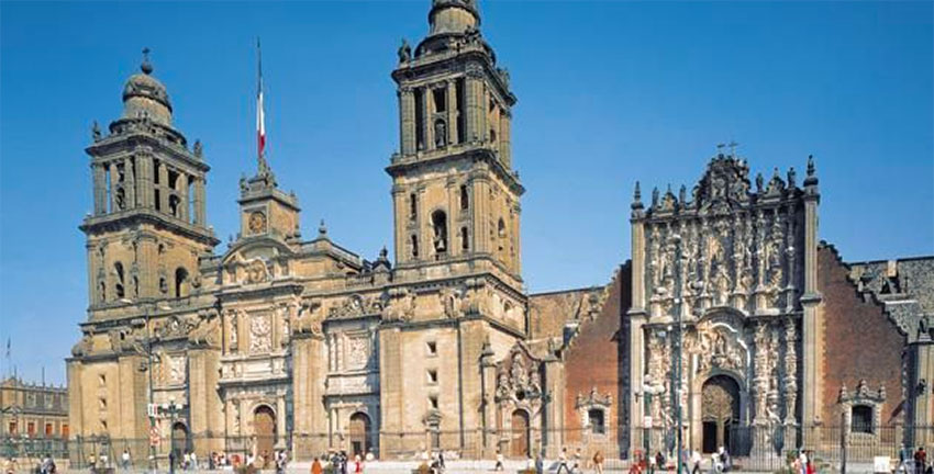 Mexico City's Metropolitan Cathedral, whose original architectural plan will be auctioned.