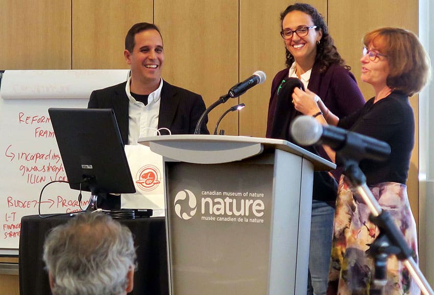 Manfred Meiners of Guadalajara receives IUCN.