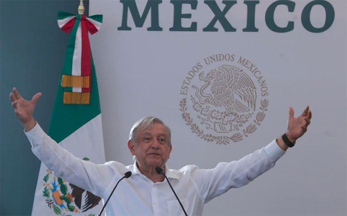 López Obrador declares 'zero corruption.'