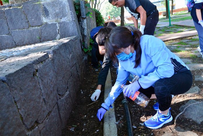 The second edition of an event to clean up cigarette butts at Ciudad Universitaria (University City) in southern Mexico City took place last Saturday.