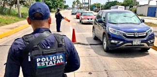 State police on patrol in Coatzacoalcos.