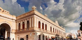 Organizer hopes spirit of peace-making will energize Mexicans.