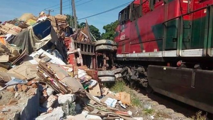 The wreckage in Veracruz after semi failed to cross the tracks in time.