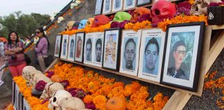 An altar from last year's exhibition at UNAM.