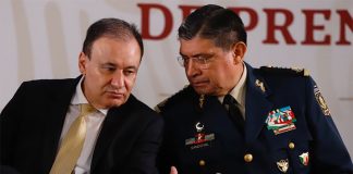 Durazo, left: 'failed operation; Sandoval: 'hasty execution.'