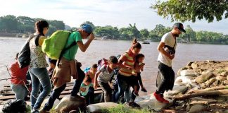 Migrants arrive at Mexico's southern border.