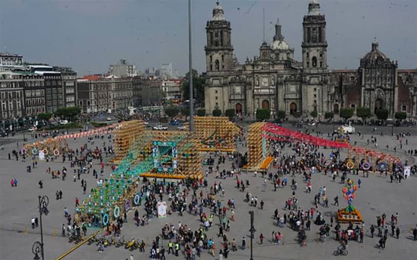 The 'altar of altars' in the zócalo of the capital.