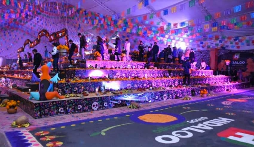 day of the dead altar pachuca
