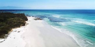 La Lancha beach in Nayarit.