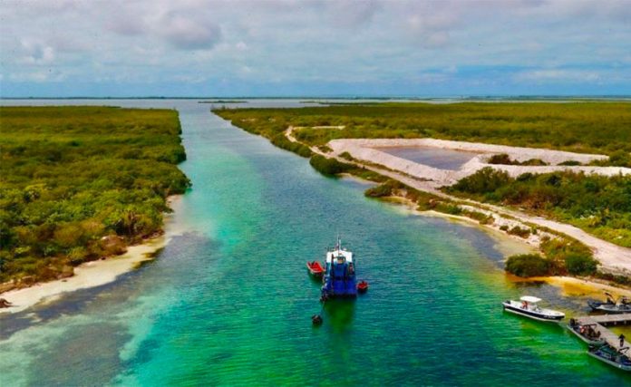 Dredging has begun on the canal in southern Quintana Roo.