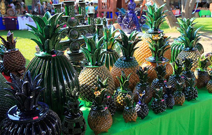 'Pineapple pottery' by Michoacán artisan Hilario Alejos will be one of the products at the Chapala fair.