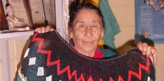 Artisan González with a Cocopah collar yoke.