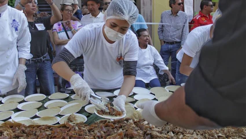 After it was measured, the taco was served to 15,000 spectators.