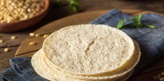 Price of tortillas could increase fourfold, law's opponents warn.