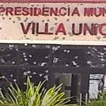 Gangsters left their mark on Villa Unión's municipal offices.