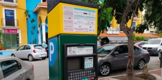 Not everyone like's Playa's new parking meters.