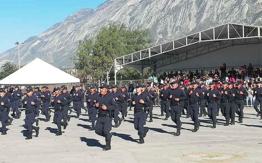 Record 100 students in police academy's 10th graduating class