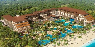 The Natura Riviera Cancún, an Apple Leisure Group property.