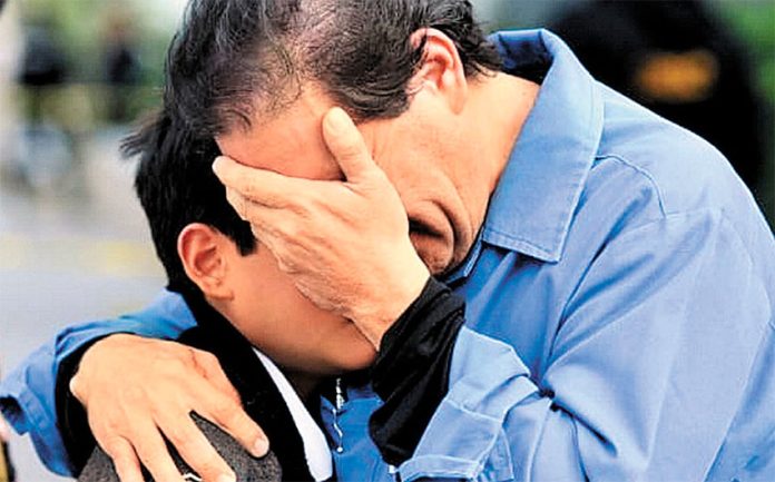 Grief after the school shooting in Torreón, Coahuila.