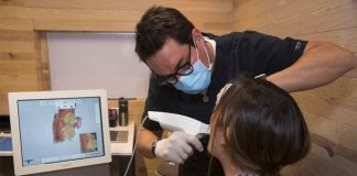 A patient is treated at a Moons clinic in Mexico City.