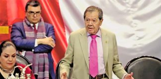 Muñoz Ledo accuses party of fearing the truth.