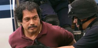 Ríos after his arrest in Los Angeles in 2005.