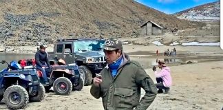 Ex-government official Daniel Mendoza in a restricted area of Nevado de Toluca.