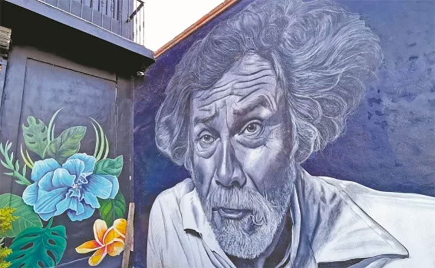 Francisco Toledo, the Juchitán-born artist who died last year, is featured on one of the new murals.