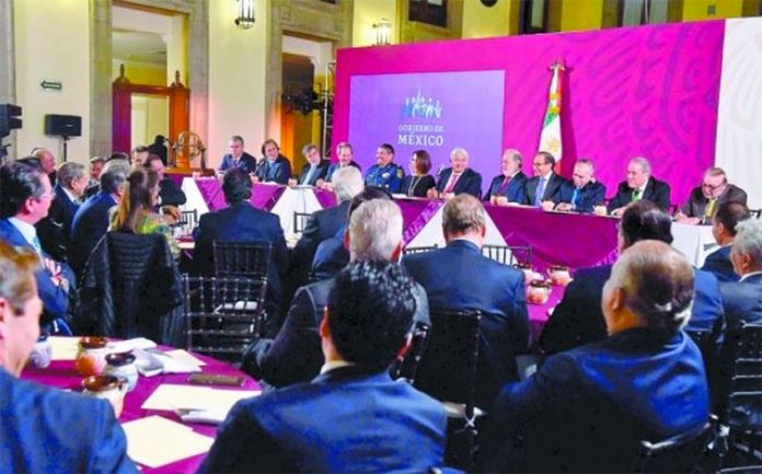 Business leaders dined on tamales last night and coughed up 1.5 billion pesos for AMLO's raffle.