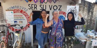 Willis and staff at Ser Su Voz.