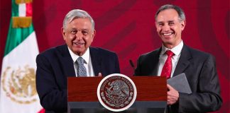 AMLO not a 'force of contagion,' says deputy minister, right.