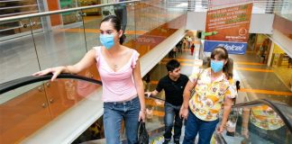 Masked shoppers in Mexico City this week.